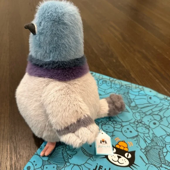 Jellycat NYC Exclusive Strutton Pigeon